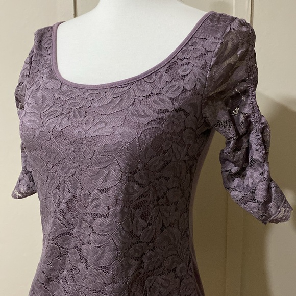Express Lavender Lace Top, Size XS - Picture 2 of 7